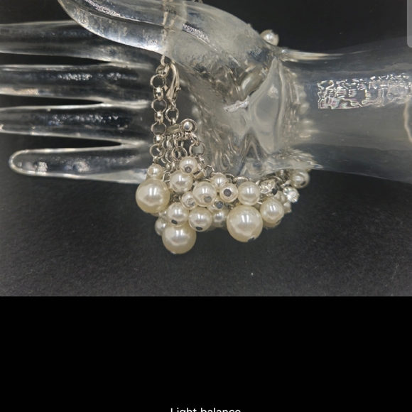 Vintage Aura Faux Cluster Pearl Rhinestone Silver Tone Link Bracelet - Picture 5 of 16